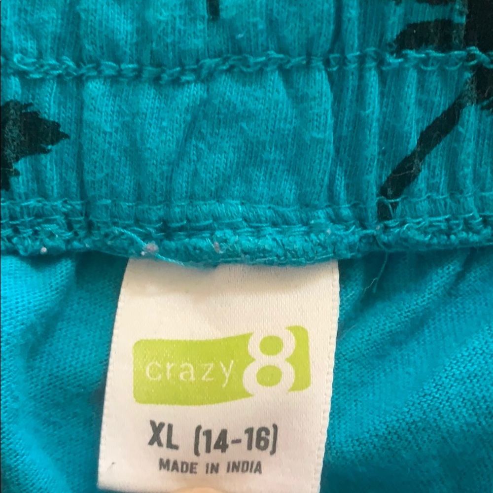 Shorts - Picture 3 of 3